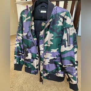 Camo bomber jacket